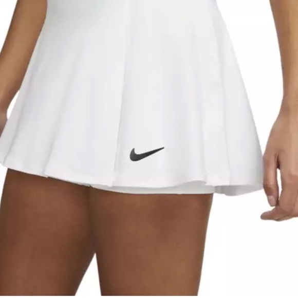 Nike Women’s NikeCourt Dri-FIT Victory
Flouncy Skirt NWT - Picture 12 of 12